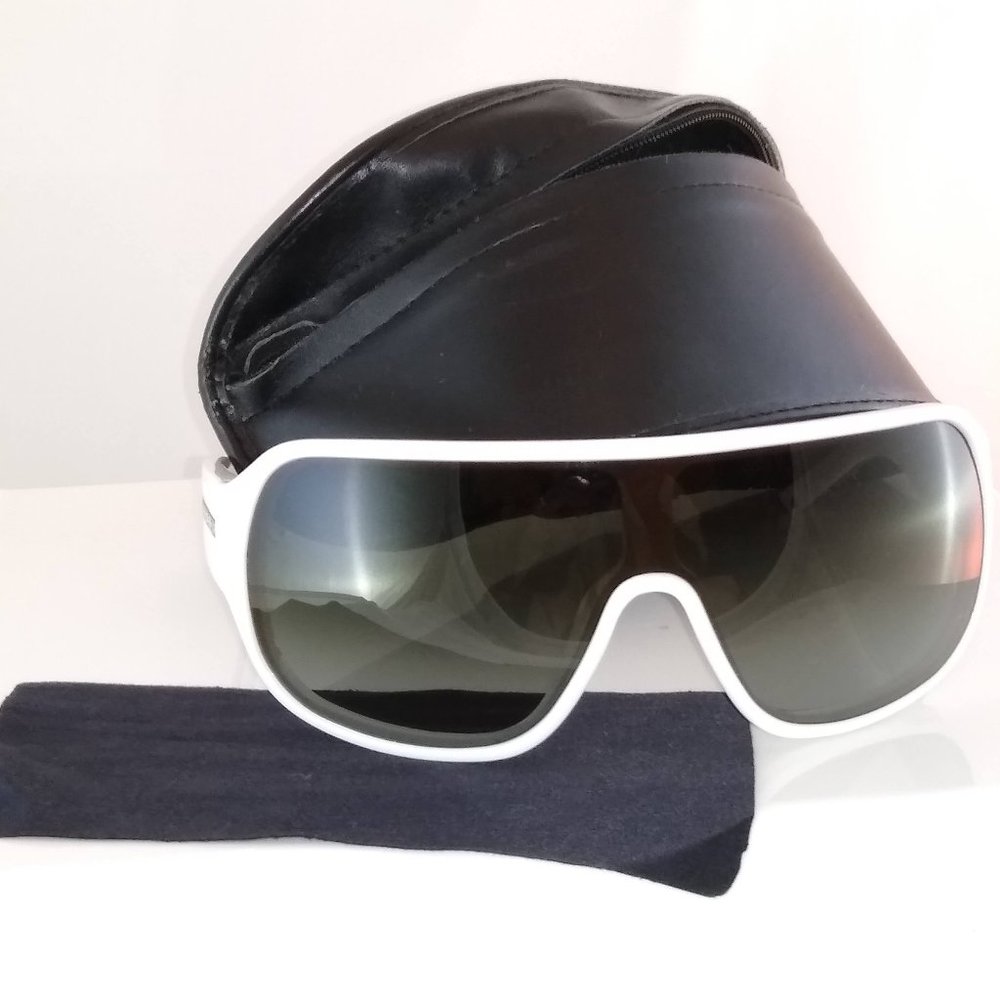 DIOR HOMME WHITE SHIELD RIMMED SUNGLASSES